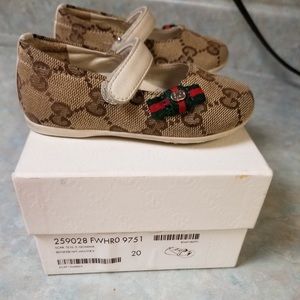 Gucci baby girl shoes